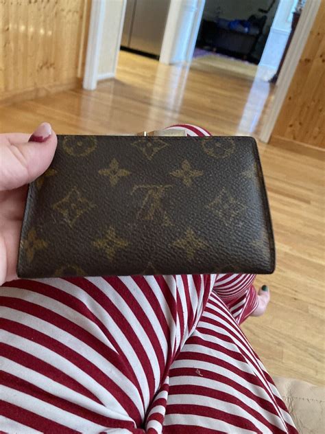 second hand louis vuitton wallet|used louis vuitton wallet women's.